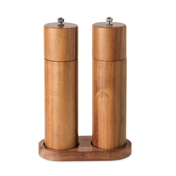 TUCCO SET - Set sal y pimienta de acacia con molinillos de madera y base para una presentación elegante.