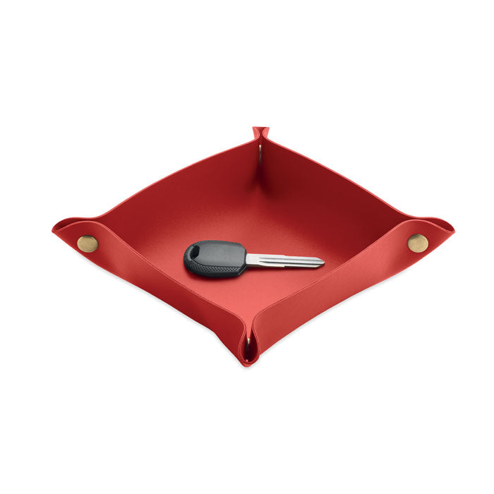 KEYSPOT - Bandeja para llaves de PU en color rojo con hebillas de hierro y una llave.