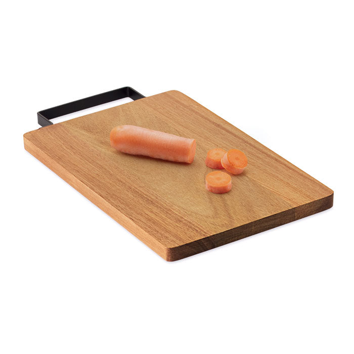 ASTA - Tablero acacia con asa acero, tabla de cortar de acacia con zanahorias.