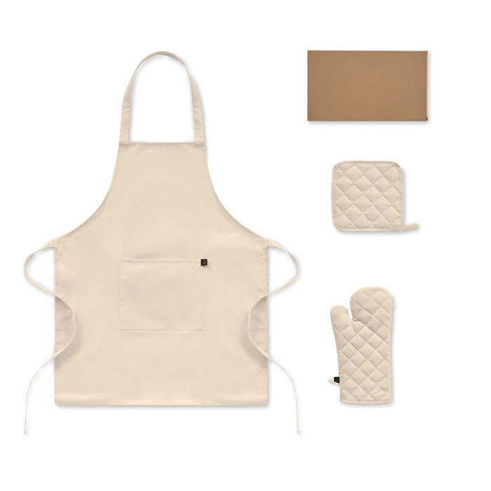 GALA SET - Set cocina algodón reciclado que incluye delantal, manopla, agarrador y caja de papel kraft.
