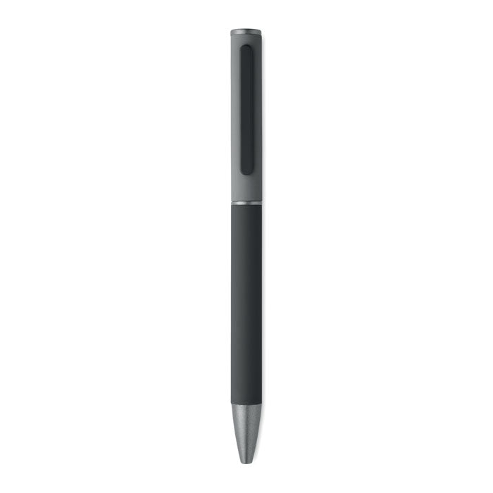 Bolígrafo aluminio reciclado FILLAN con acabado engomado y clip a juego, diseño elegante en color gris.