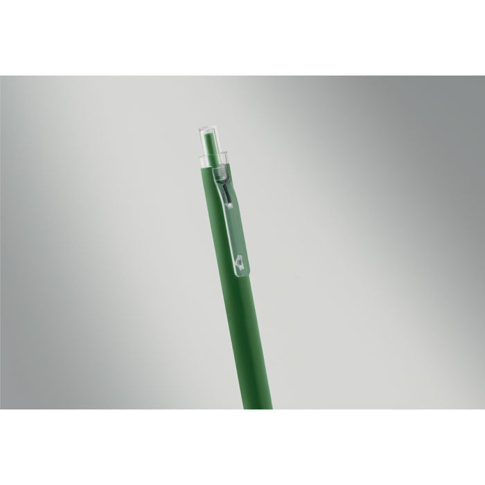 NOSTA - Bolígrafo aluminio reciclado de color verde con clip transparente, diseño elegante y moderno.