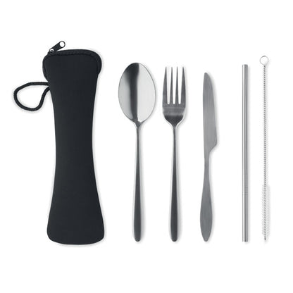 Cubiertos metálicos y pajita y limpiador con funda de neopreno negro