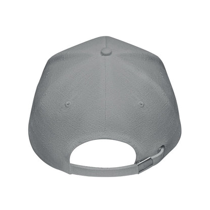 Vista trasera de gorra gris con cierre de ajuste metálico