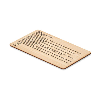 Vista lateral de tarjeta RFID de madera con instrucciones