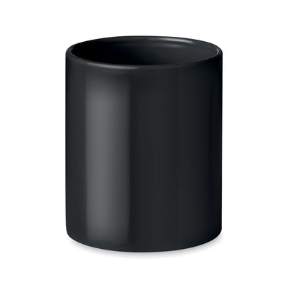 Taza negra clásica de cerámica