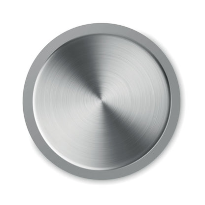 Parte inferior metálica de botella gris de plástico