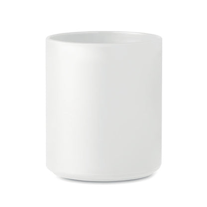 Mug blanca de plástico