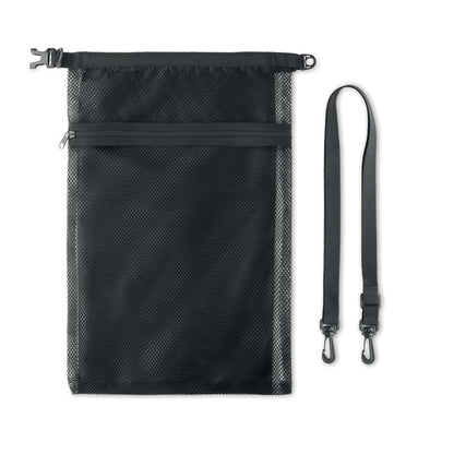 Bolsa de RPET impermeable y con rejilla, con cierre de mosquetón y cinta bandolera