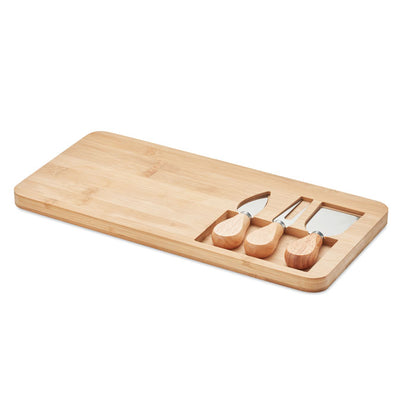 Tabla de madera con accesorios para cortar y servir queso