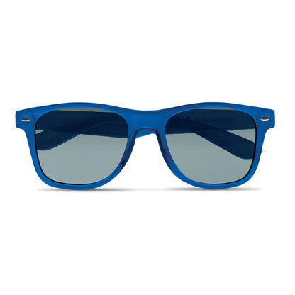 Vista frontal de gafas de sol azules cristal gris