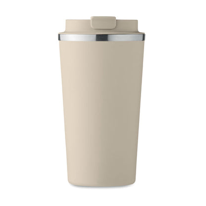 Vista frontal de vaso de viaje de acero  inoxidable de color beige