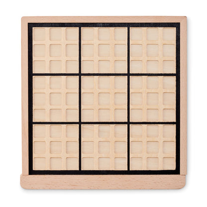 Vista frontal de juego de sudoku de madera