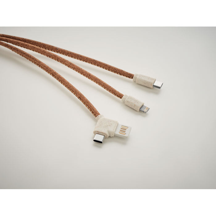 Cable de carga 3 en 1 con tres conectores, tejido de corcho en color marrón, vista lateral sobre fondo claro.