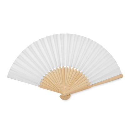 Abanico de madera de bambú desplegado blanco