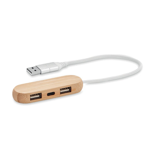 Conector en forma ovalada de madera de bambú, con 3 puertos USB y cable USB-C, acabado natural.