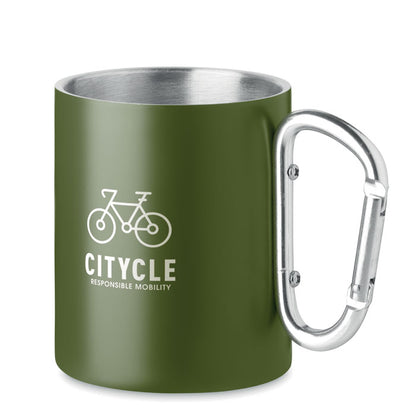 Taza con asa mosquetón color verde personalizada con un logotipo
