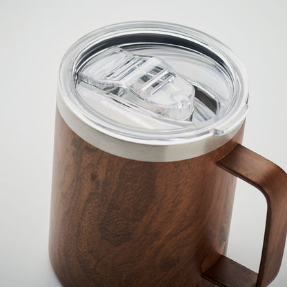 vista superior de taza de acero efecto madera con tapa transparente de plástico