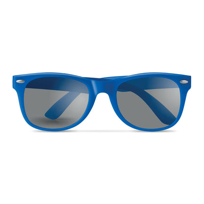 Vista frontal de gafas de sol clásicas azules