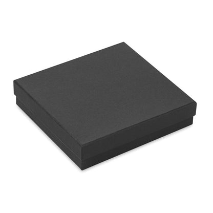 Caja de cartón negra