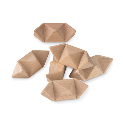 6 piezas de madera clara de puzzle 3D
