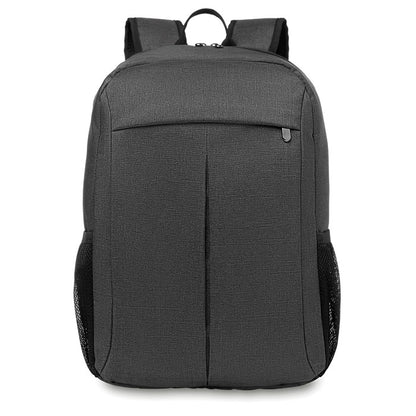 Mochila gris para portátil con bolsillo exterior con cierre cremallera y dos bolsillos laterales de rejilla