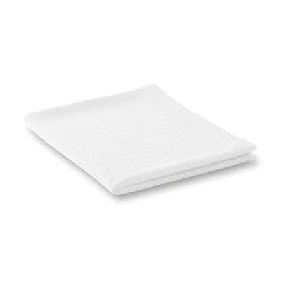Toalla doblada de deporte blanca