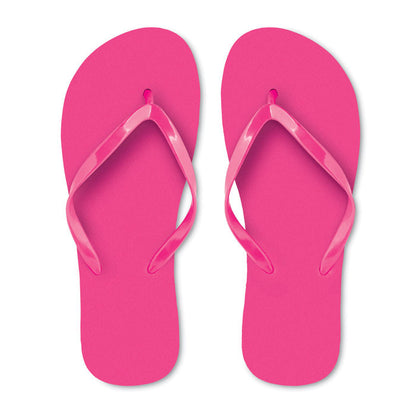 Vista frontal de chanclas de PE grises
