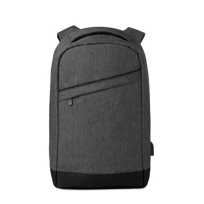 Mochila negra jaspeada gris con bolsillo forntal con cremallera y conector de carga USB