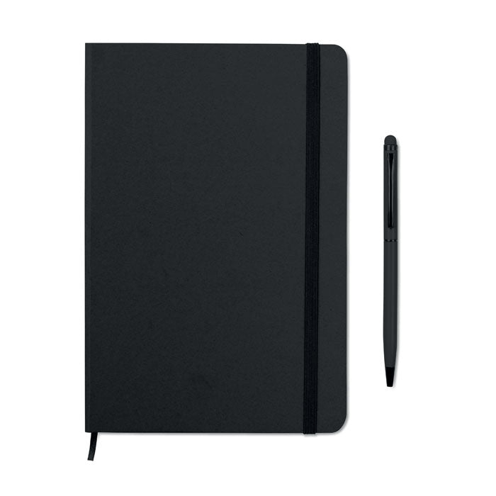NEILO SET - Set de libreta A5 negro con bolígrafo de aluminio a juego, presentado en caja de cartón negro.