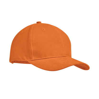 Gorra naranja con hebilla de ajuste metálica