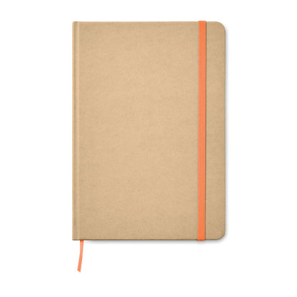 Libreta de cartón reciclado con marcapáginas y cierre goma naranja
