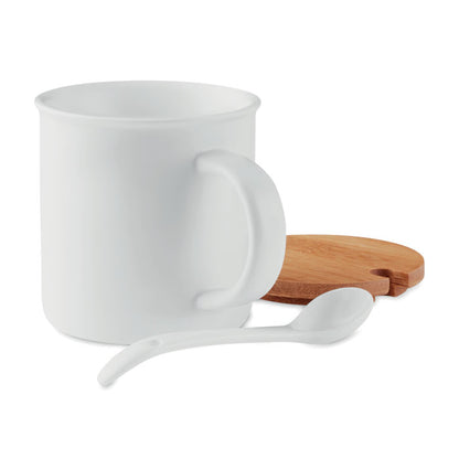 mug clásica de porcelana con cuchara y tapa de madera