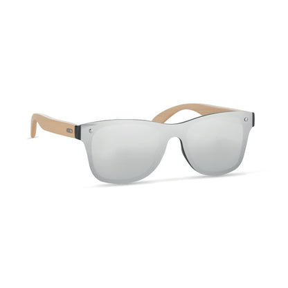 Gafas de sol de espejo gris con patillas de maderaa