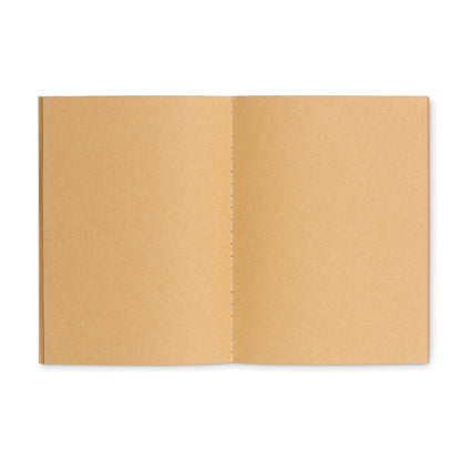 Hojas de libreta abierta de papel marrón