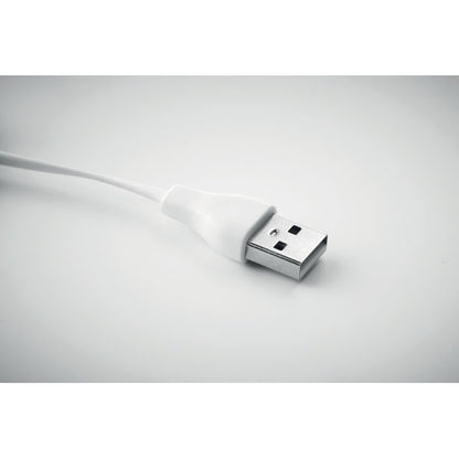 Detalle conexión USB sobre fondo gris