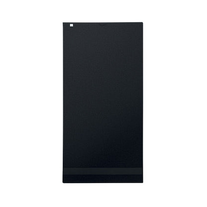 Toalla negra rectangular con etiqueta blanca pequeña en parte superior izquierda y con cenefa negra en parte inferior