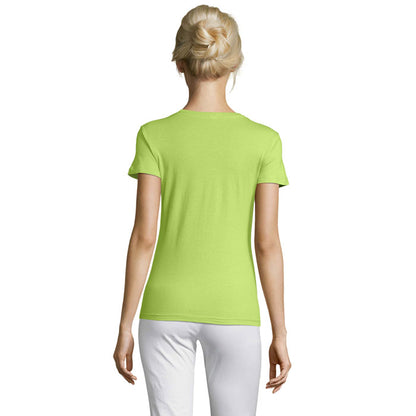 Espalda camiseta entallada mujer, diseño en color verde manzana