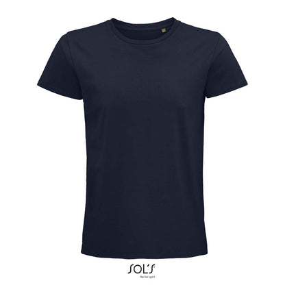 Vista frontal de camiseta negra para hombre, diseño sencillo