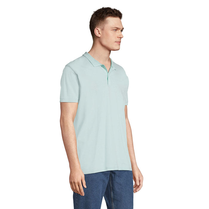 PLANET MEN - PLANET HOMBRE Polo 170g en color verde claro, modelo de manga corta, estilo casual y cómodo.