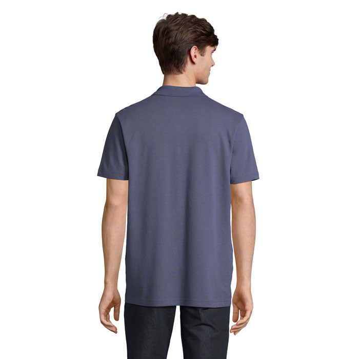 Vista posterior de PULSE - PULSE UNISEX POLO en color gris, con diseño moderno y cuello polo.