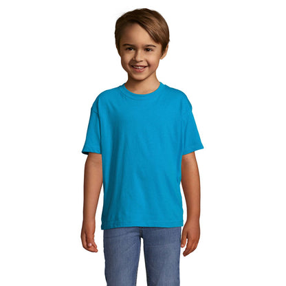 Imagen frontal de camiseta de niño verde lima