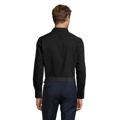 Camisa BRIGHTON negra mostrando tapeta de botones